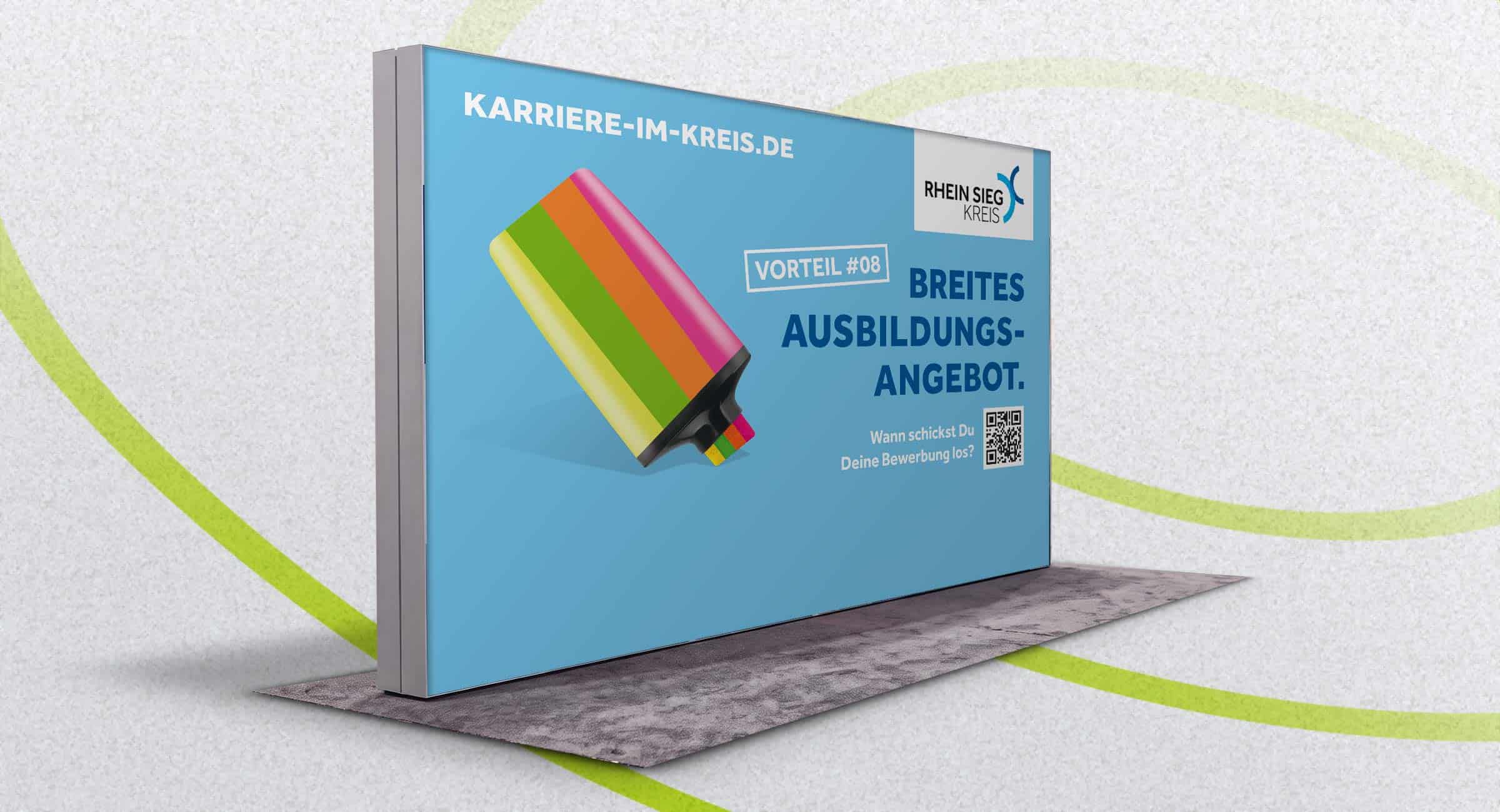 Messestand des Rhein-Sieg-Kreises zur Karriere-Kampagne mit dem Motiv „Breites Ausbildungsangebot“.